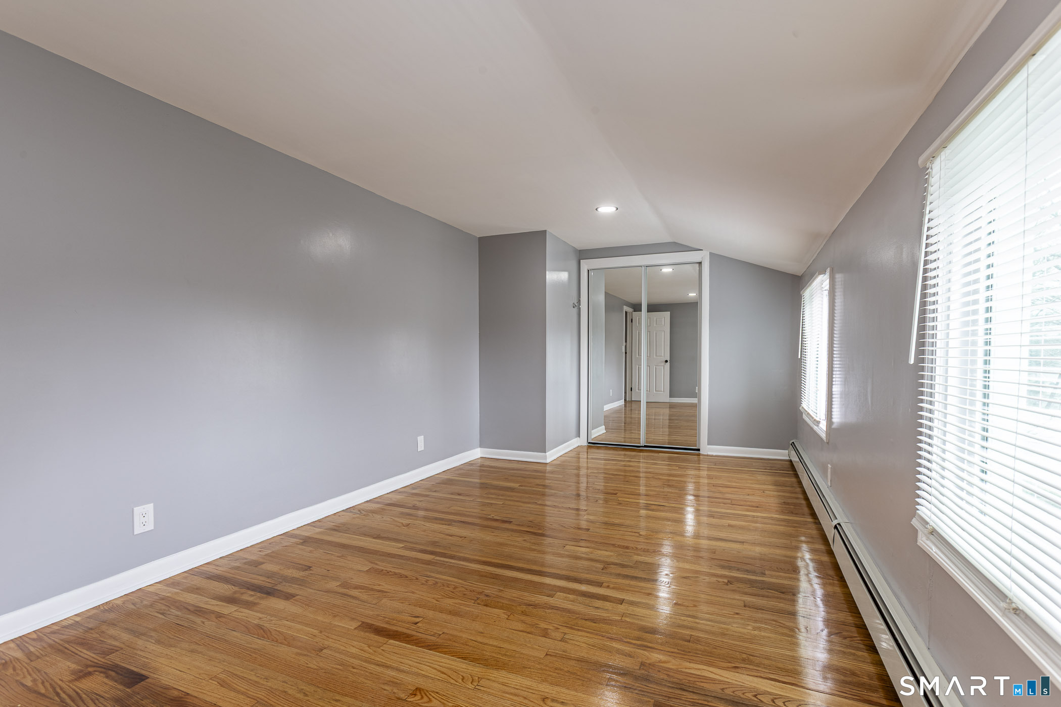 83 Olcott Street Manchester, CT 06040 - Photo 35 of 44