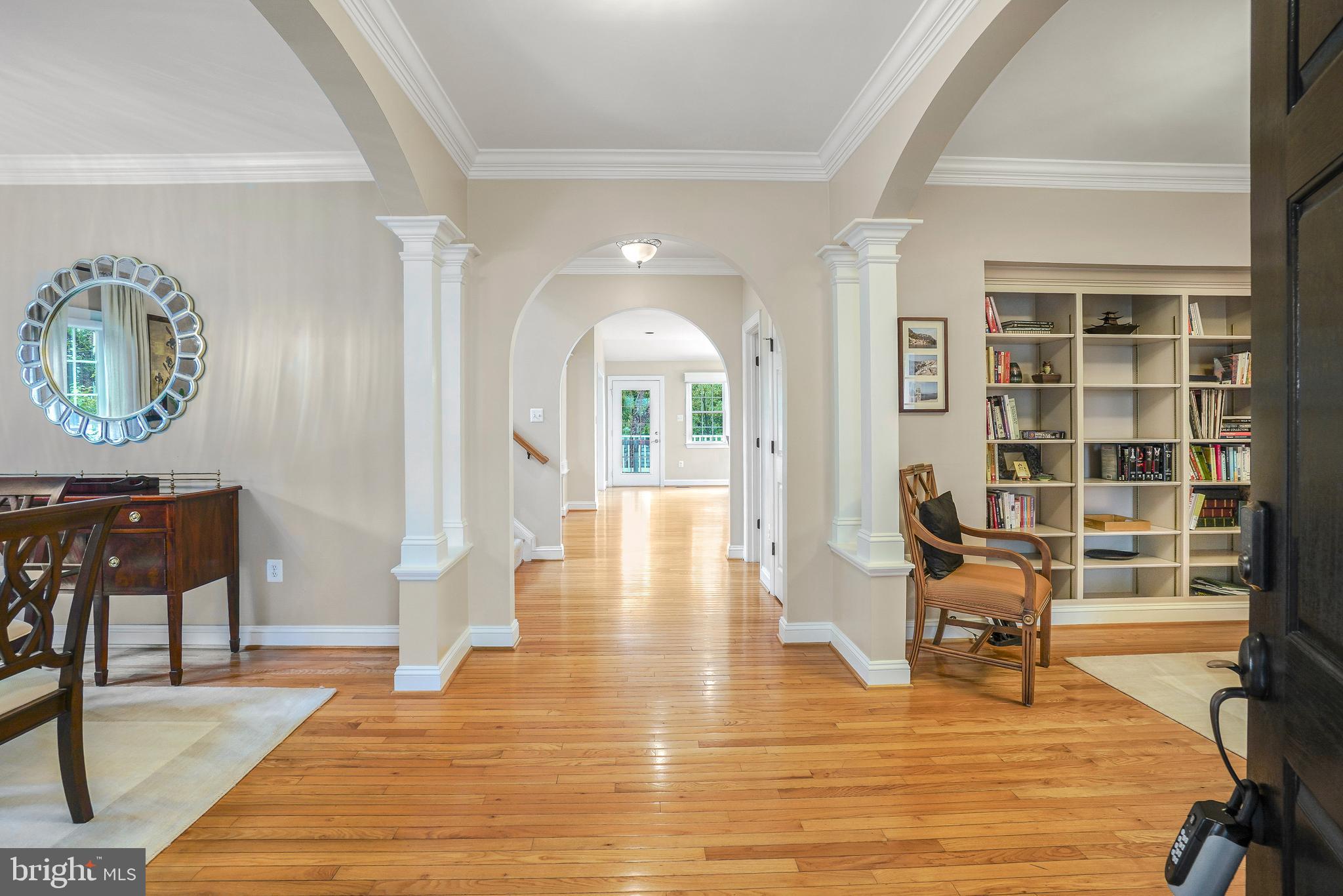 147 Little Quarry Road Gaithersburg, MD 20878 - Photo 2 of 30 Foyer