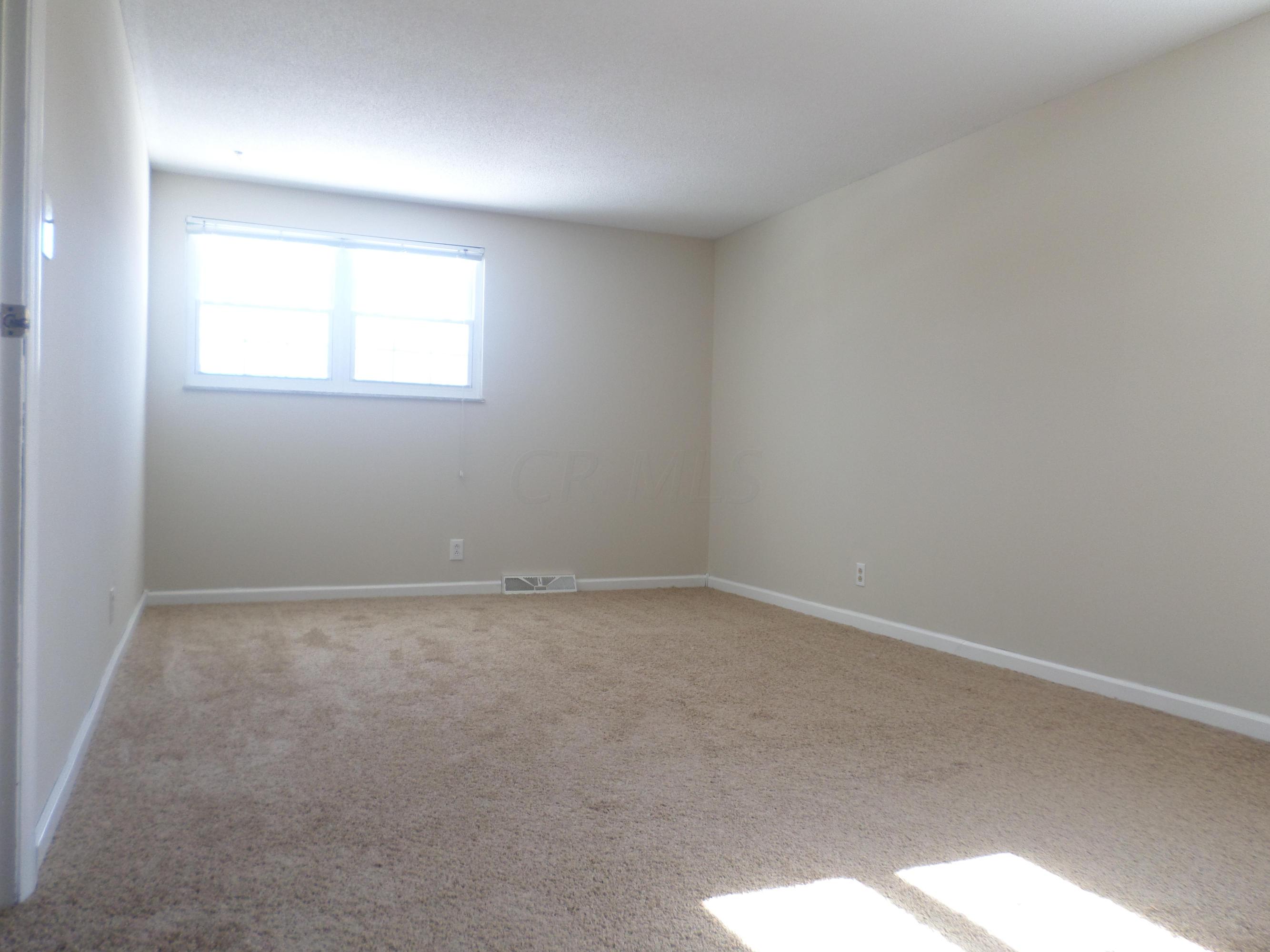 6635 Devonhill Road Columbus, OH 43229 - Photo 13 of 22 Gallery Image 13