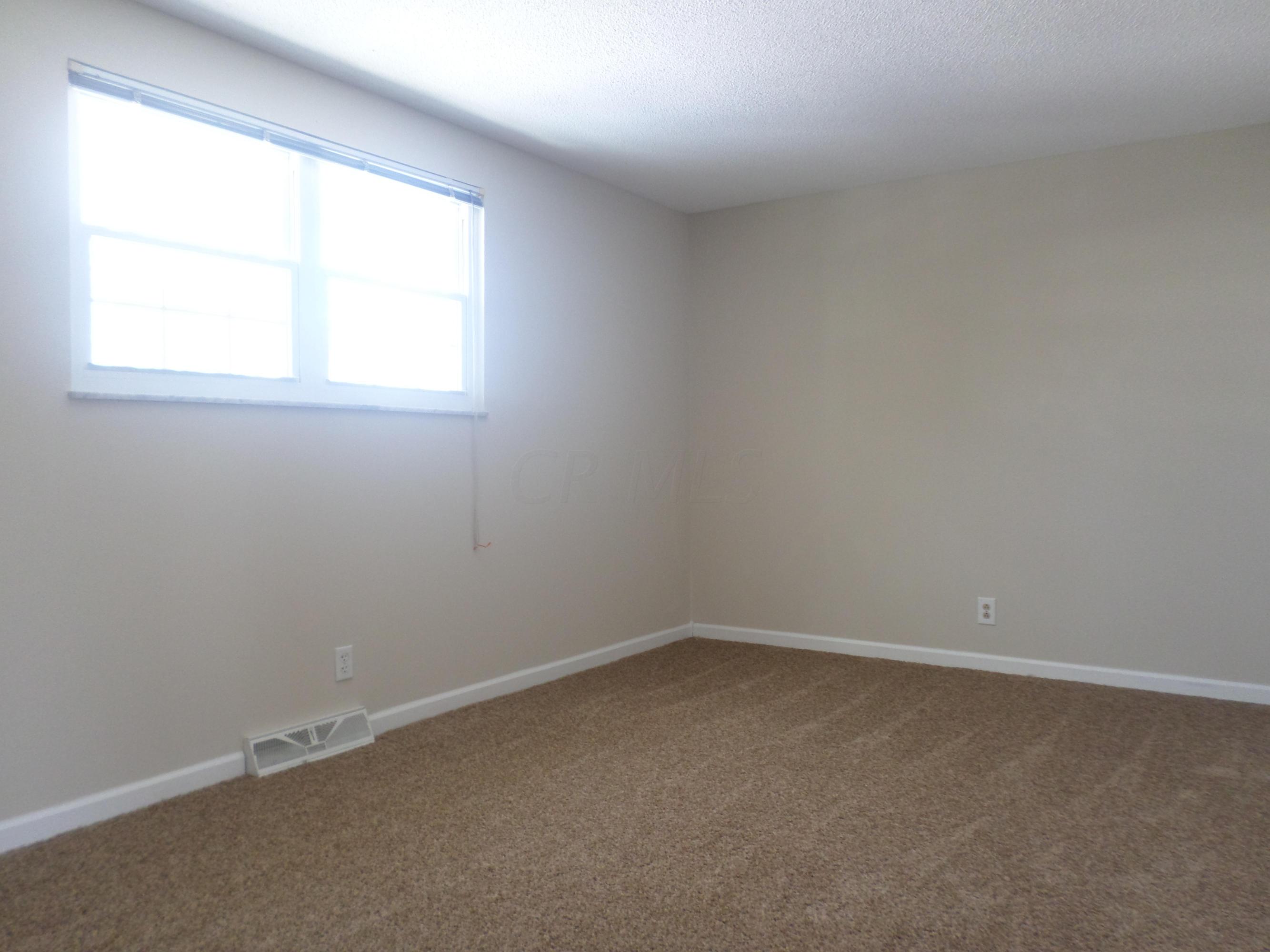 6635 Devonhill Road Columbus, OH 43229 - Photo 17 of 22 Gallery Image 17
