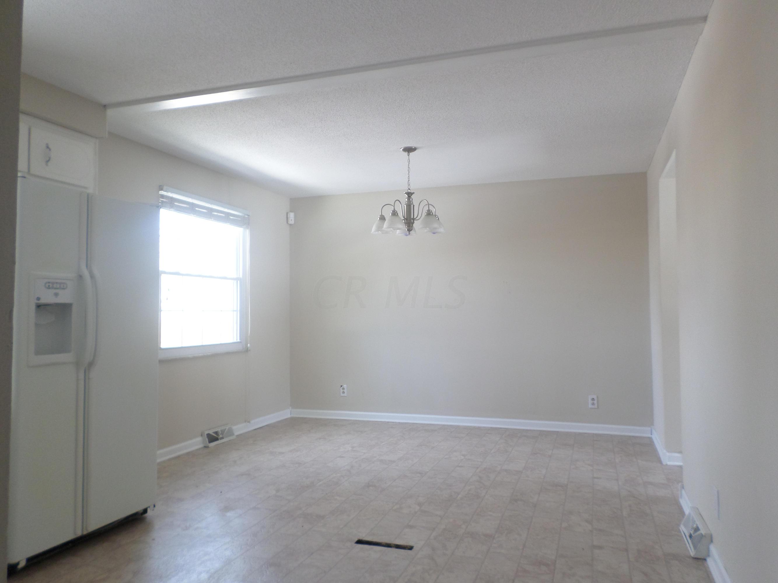 6635 Devonhill Road Columbus, OH 43229 - Photo 8 of 22 Gallery Image 8