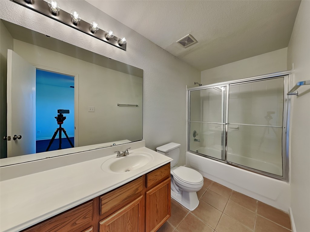 3555 Red Meadows Drive Spring, TX 77386 - Photo 8 of 15 a bathroom with a toilet sink and shower