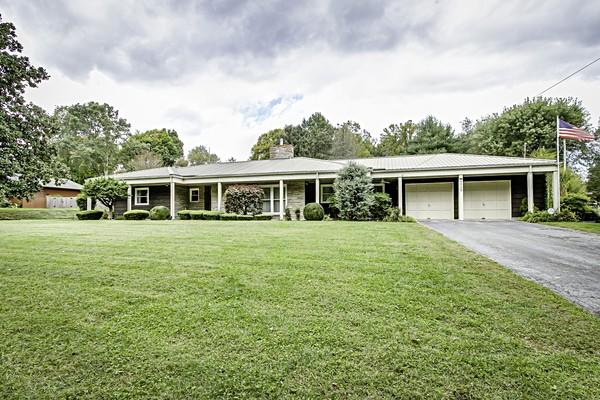 4528 Orebank Road Kingsport, TN 37664 - Photo 27 of 33 d280a9ce-7f3d-43bf-b7fc-6916fea0ecaa