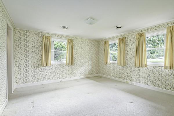4528 Orebank Road Kingsport, TN 37664 - Photo 4 of 33 3f0b687b-c619-458a-b313-bcd2332eefc6