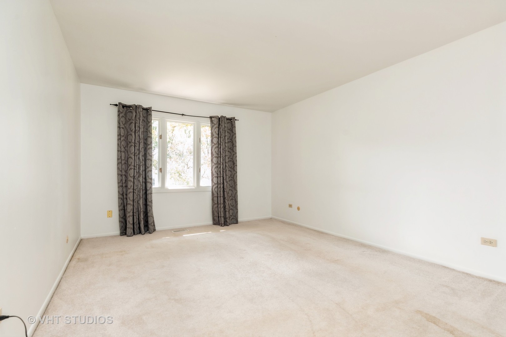 253 East Sherwood Drive Cary, IL 60013 - Photo 13 of 16