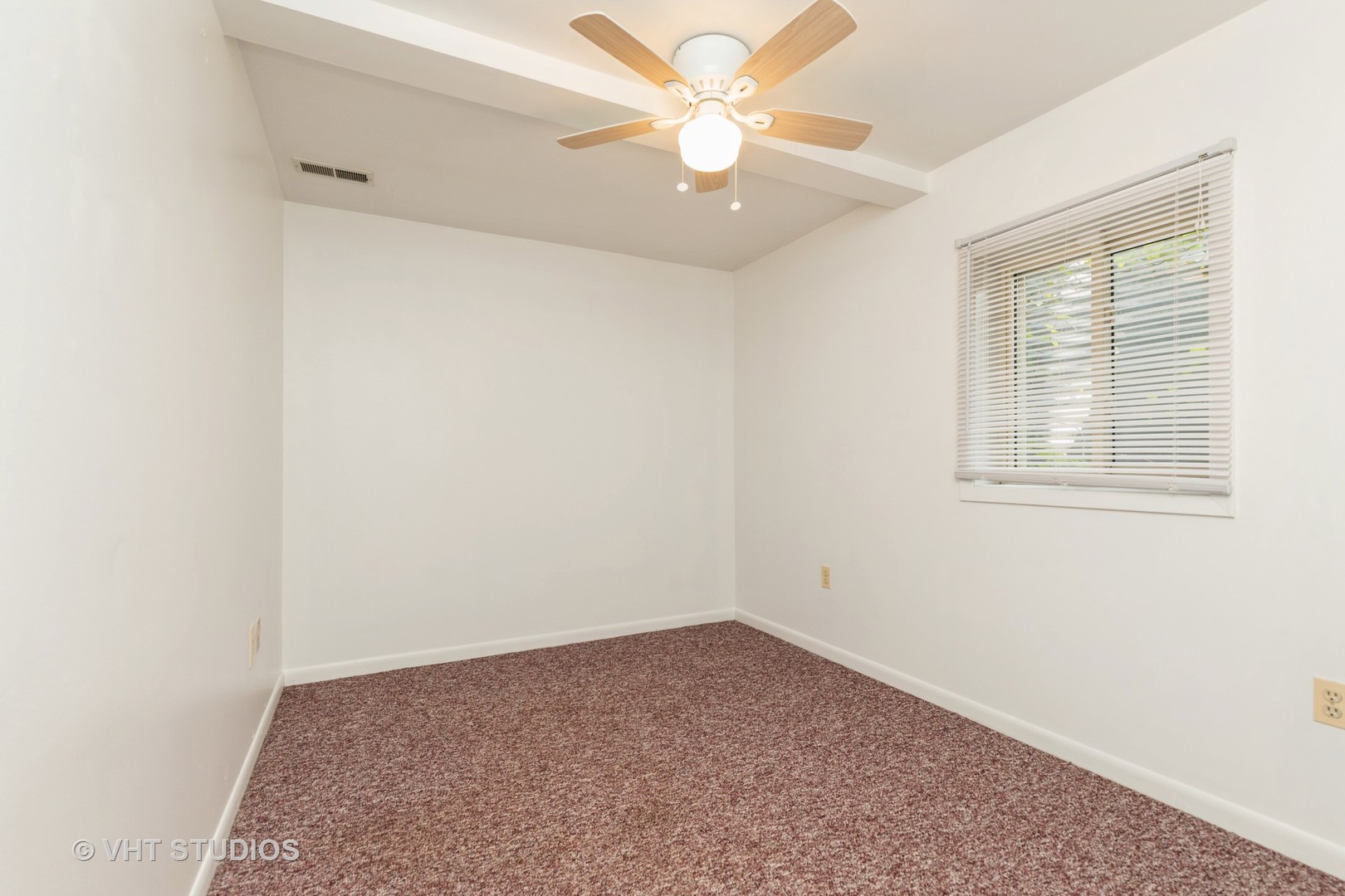 253 East Sherwood Drive Cary, IL 60013 - Photo 16 of 16