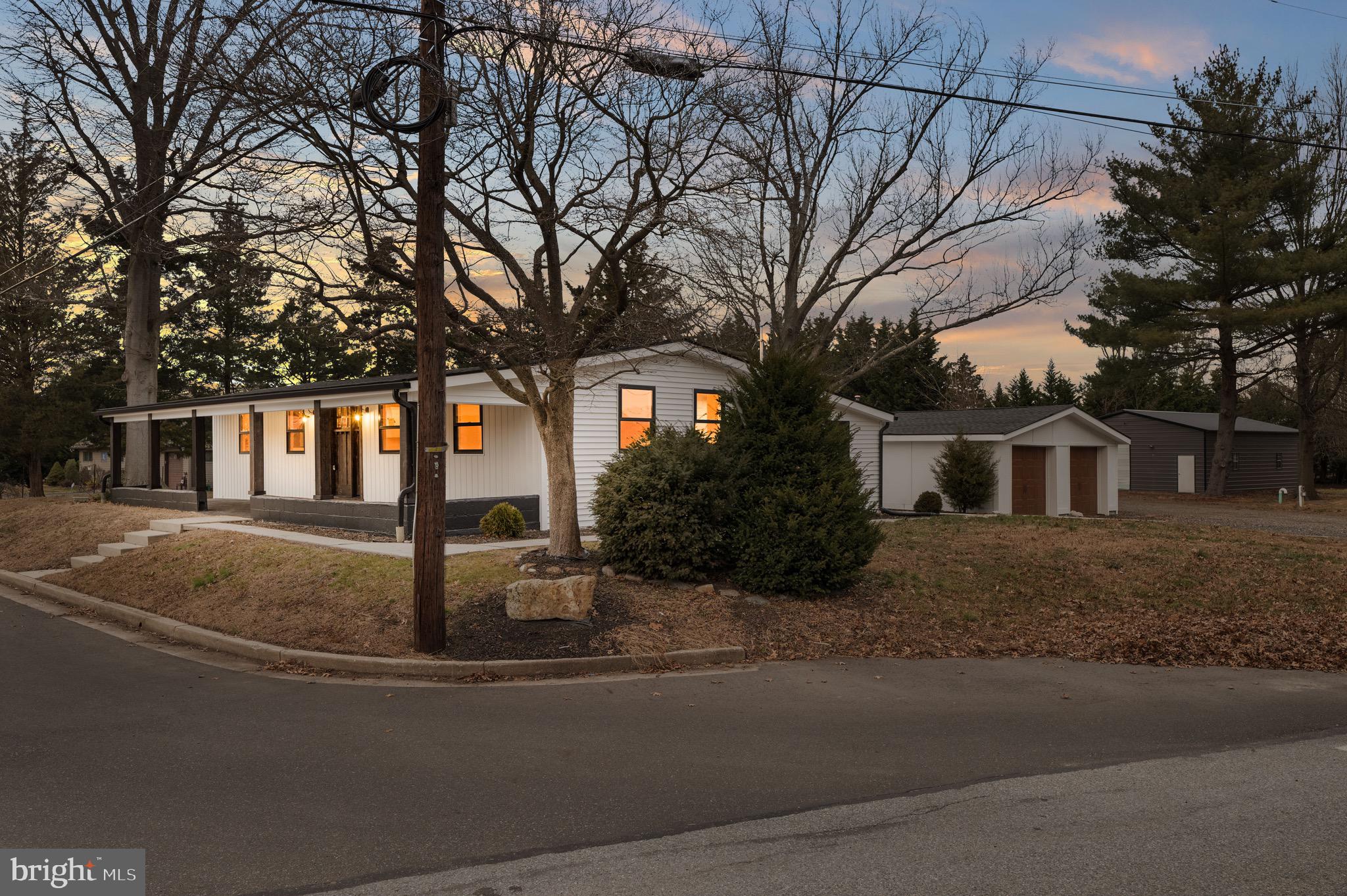 2 Schrier Avenue Salem, NJ 08079 - Photo 3 of 41 a front view of a house with yard