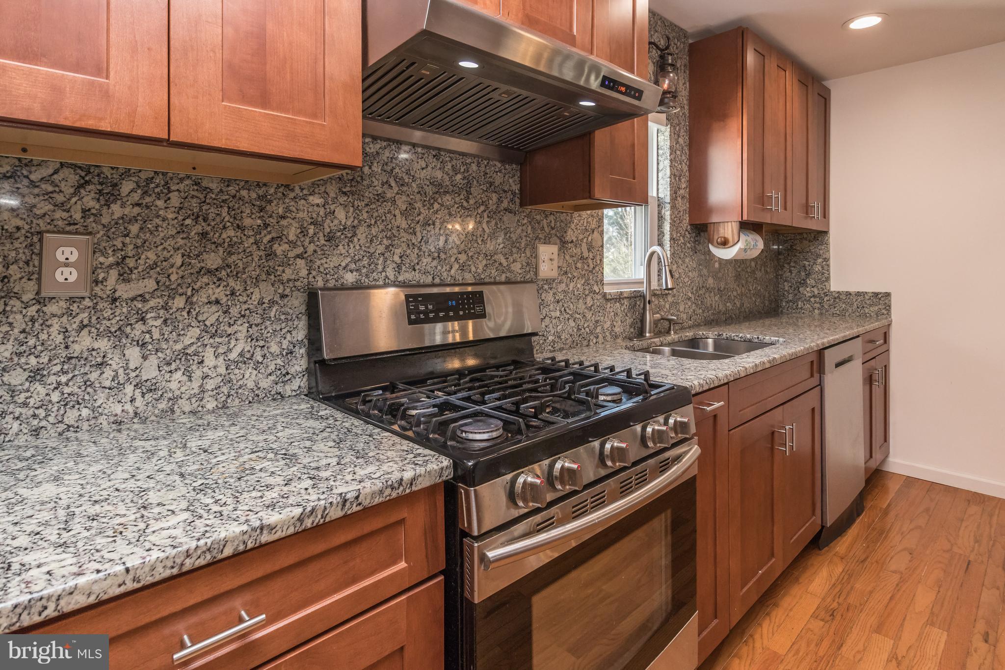 39 Sequoia Road Severna Park, MD 21146 - Photo 11 of 30 Kitchen