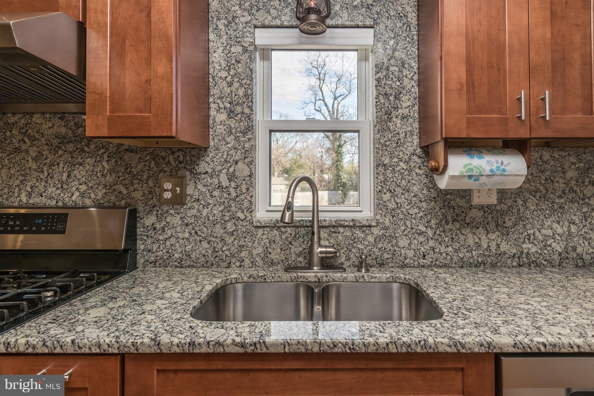 39 Sequoia Road Severna Park, MD 21146 - Photo 10 of 30 Kitchen