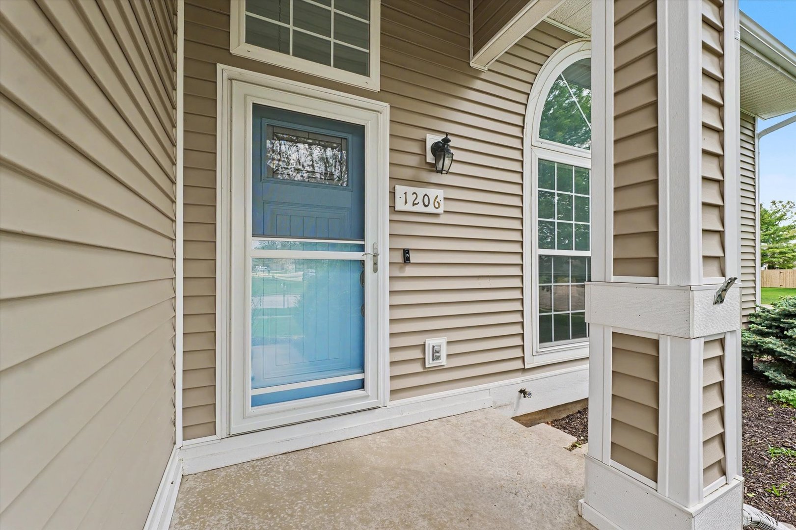 1206 Cobblefield Road Champaign, IL 61822 - Photo 4 of 41 Gallery Image 4