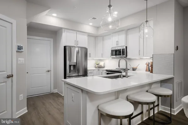 $569,990 | 43791 Metro Terrace, Ashburn, VA 20147