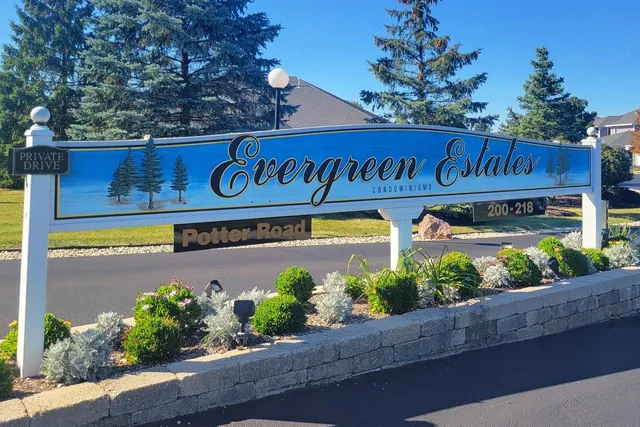 $375,000 | 208 Potter Road, Unit 202, Elkhorn, WI 53121