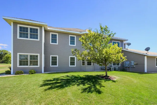 $375,000 | 208 Potter Road, Unit 202, Elkhorn, WI 53121