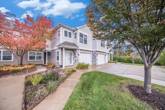 $287,500 | 715 Creekstone Lane, Chelsea, MI 48118