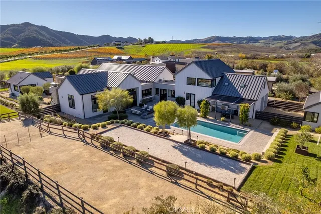 a view of a house with entrance