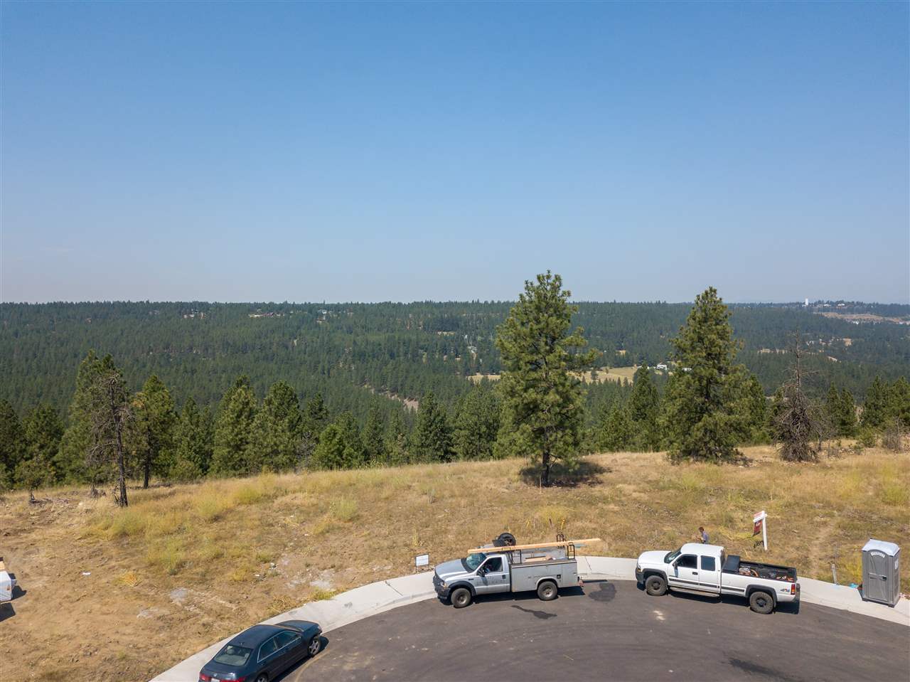 5212 South Falcon Point Spokane, WA 99224 - Photo 1 of 21 Gallery Image 1