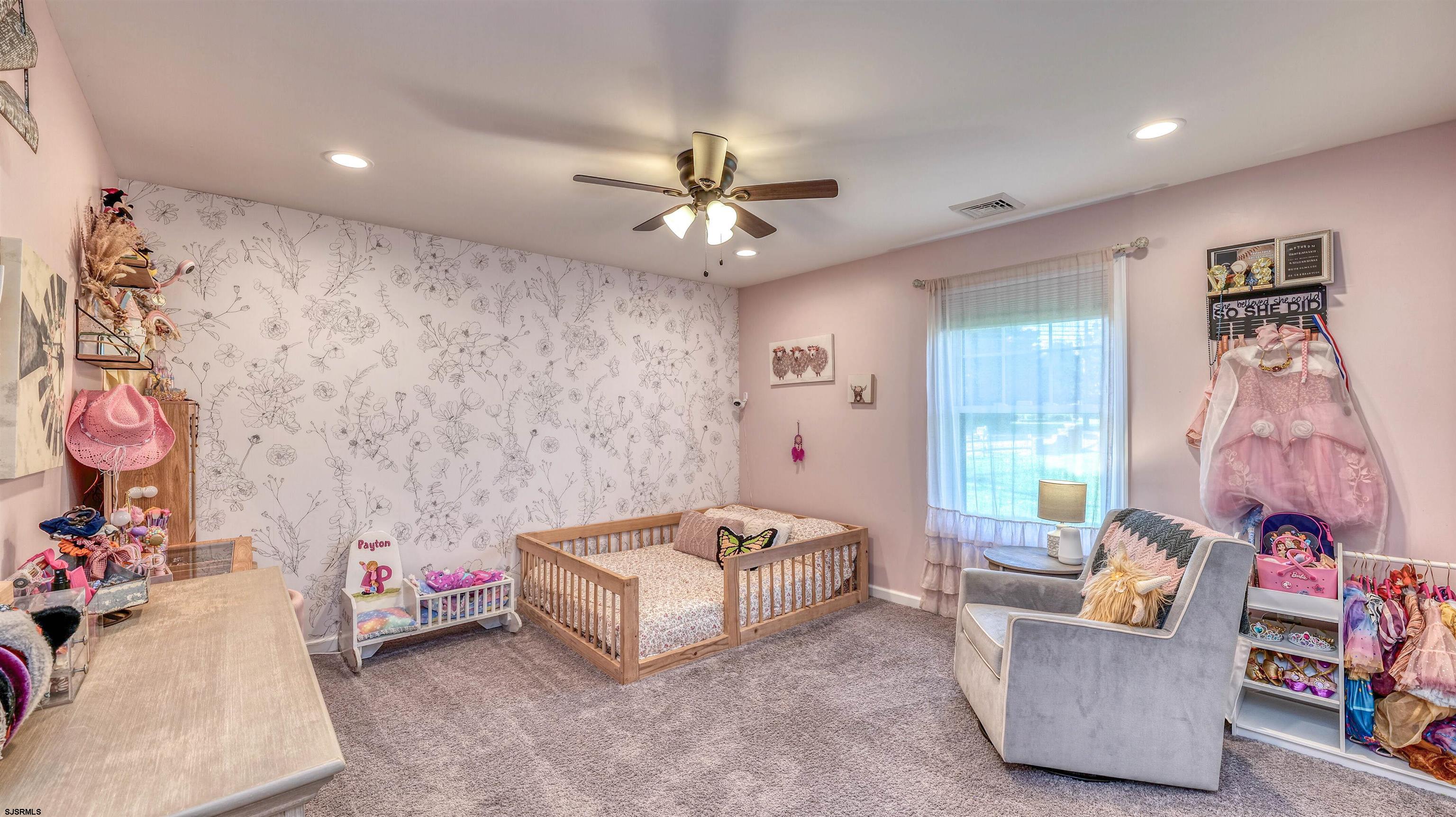 130 Stage Road Little Egg Harbor, NJ 08087 - Photo 25 of 50 a living room with furniture and a window