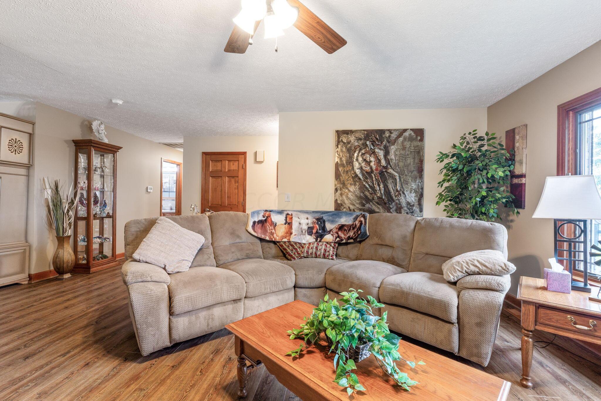 7330 Justus Road Southwest Stoutsville, OH 43154 - Photo 10 of 63 7330 Justus Rd (Interior)-8