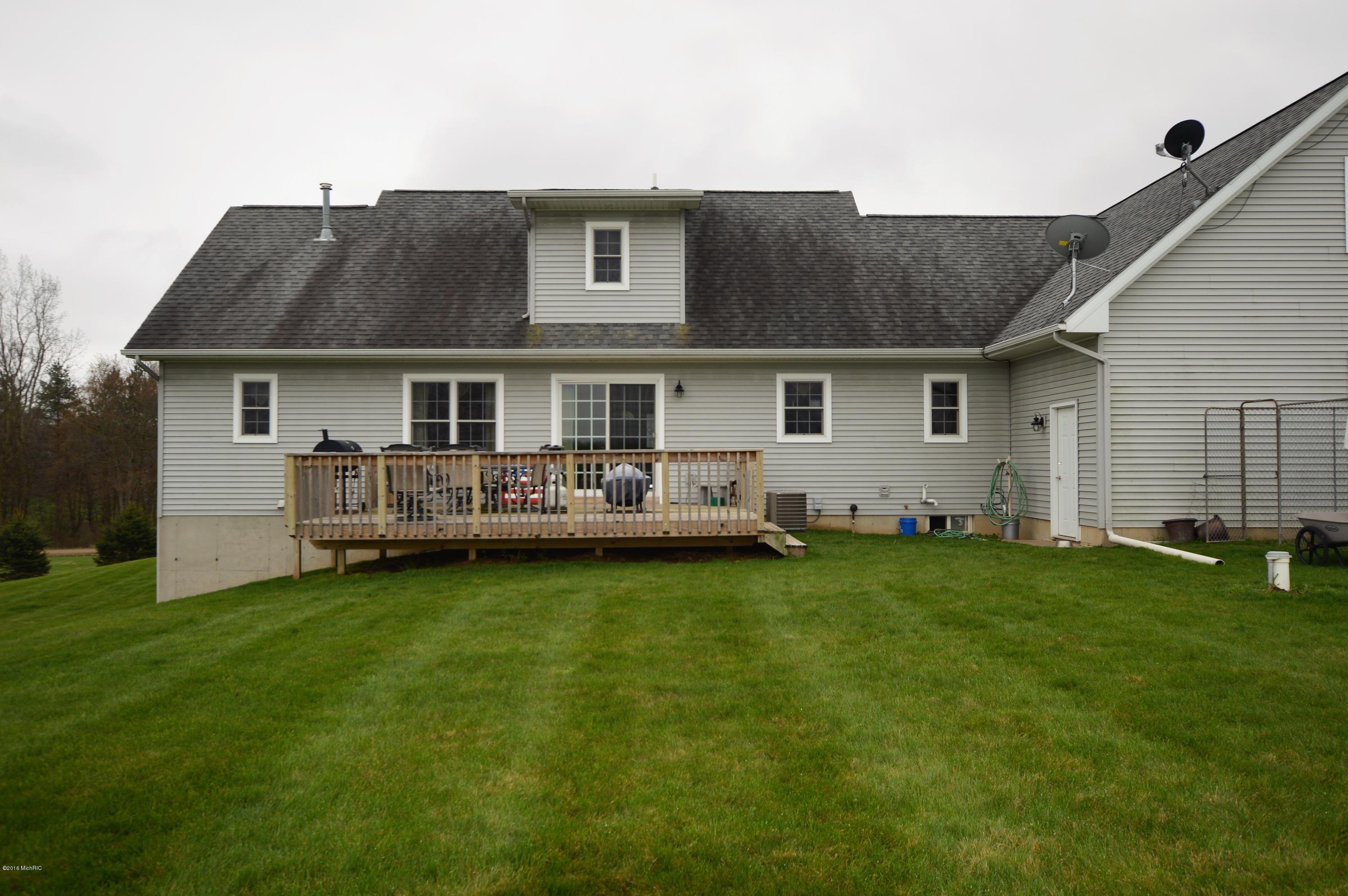 9641 Butler Road Portland, MI 48875 - Photo 24 of 25 DSC_0065