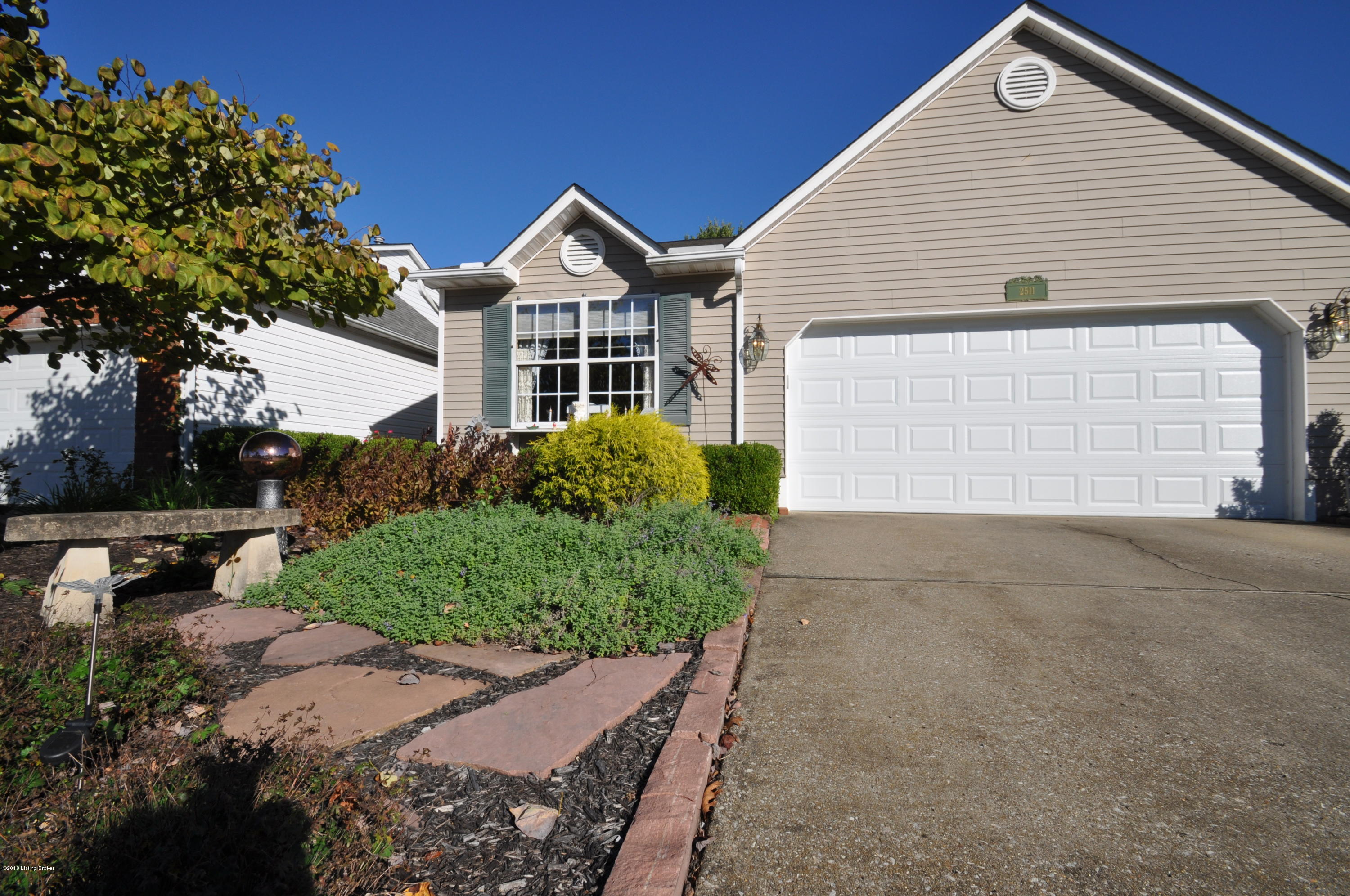 2511 Hampton Ridge Boulevard Louisville, KY 40220 - Photo 42 of 44 DSC_0315