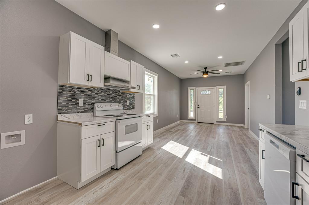 8064 Northeast County Road 1040 Rice, TX 75155 - Photo 11 of 27