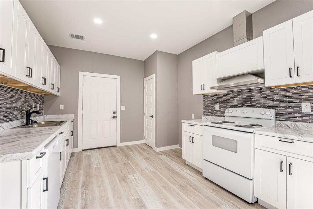 8064 Northeast County Road 1040 Rice, TX 75155 - Photo 9 of 27