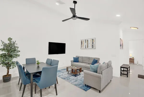 $3,300 | 1344 Periwinkle Place, Wellington, FL 33414