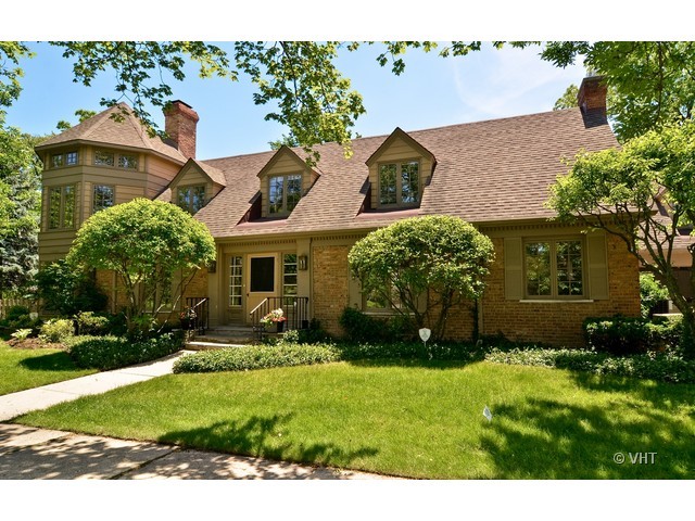 573 Sheridan Road Winnetka, IL 60093 - Photo 1 of 25