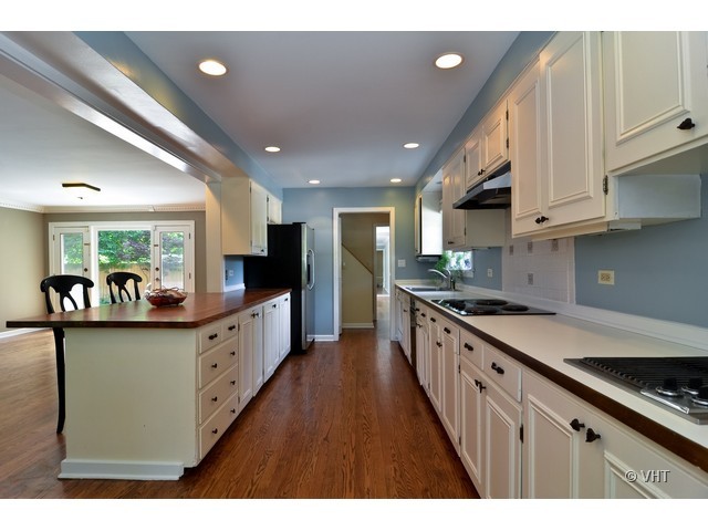 573 Sheridan Road Winnetka, IL 60093 - Photo 4 of 25