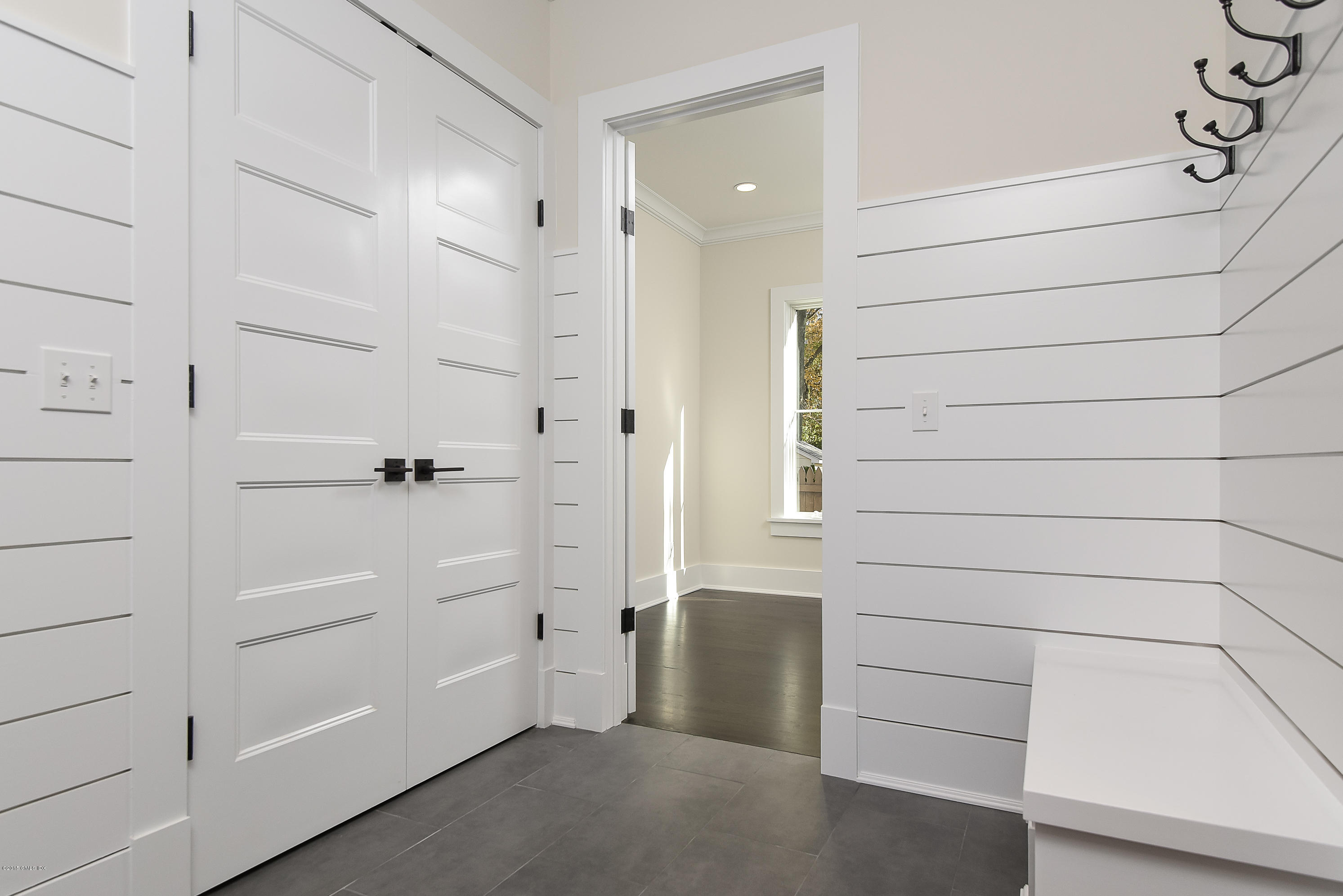 30 Edgewood Road Darien, CT 06820 - Photo 14 of 28