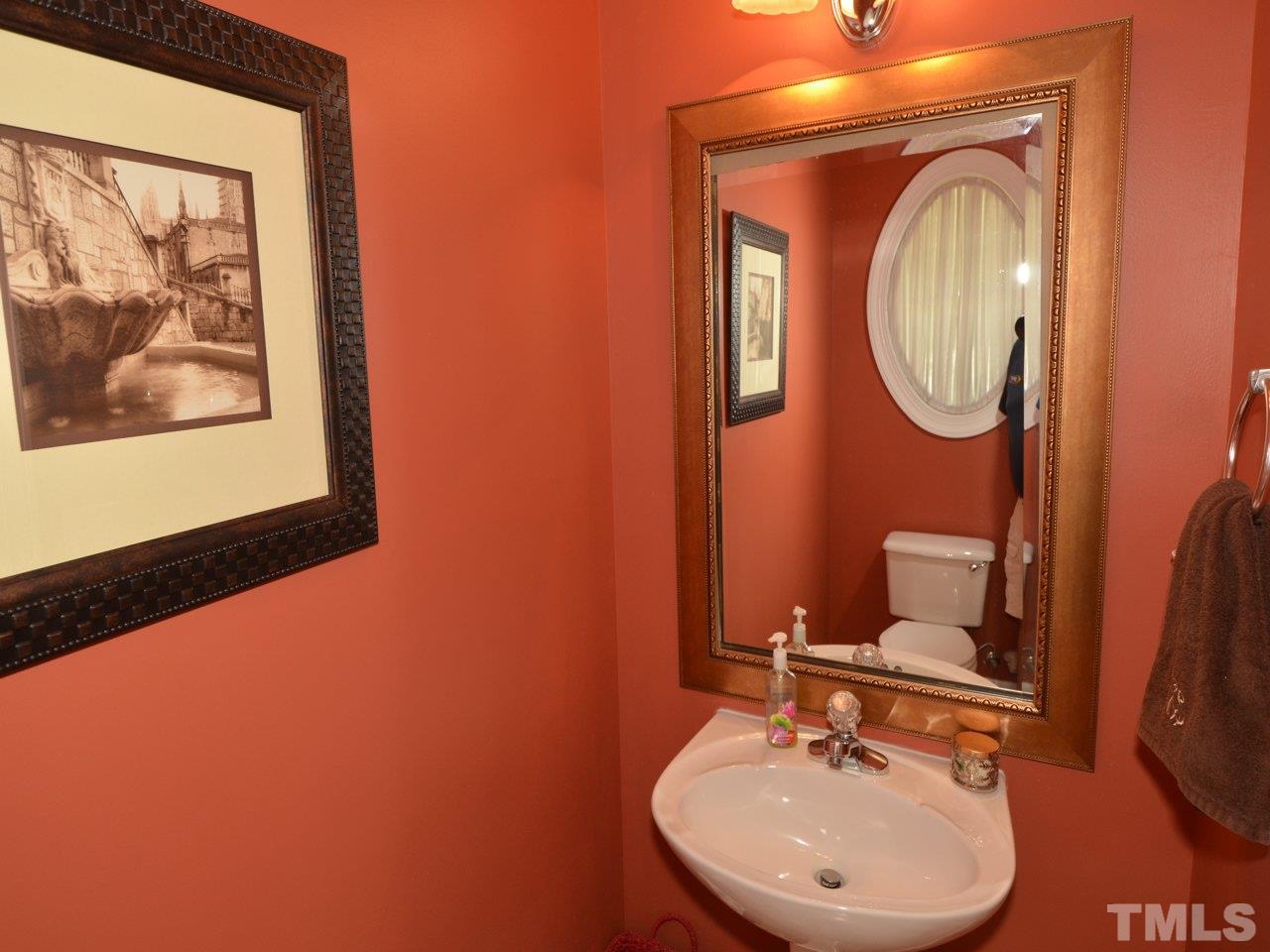 1003 Patterson Grove Road Apex, NC 27502 - Photo 11 of 24 Gallery Image 11
