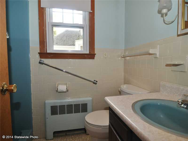 13 Sir Charles Road Lincoln, RI 02865 - Photo 16 of 25 Master Bath/Spa.