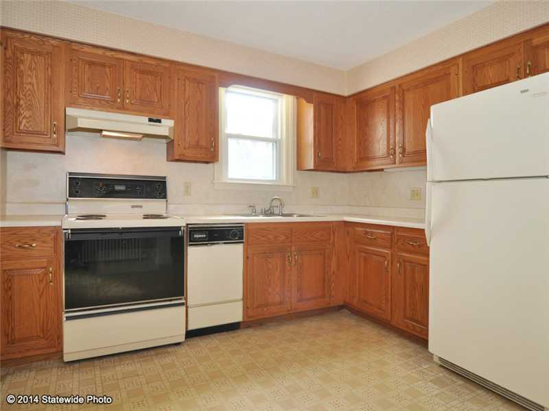 13 Sir Charles Road Lincoln, RI 02865 - Photo 2 of 25 Kitchen.