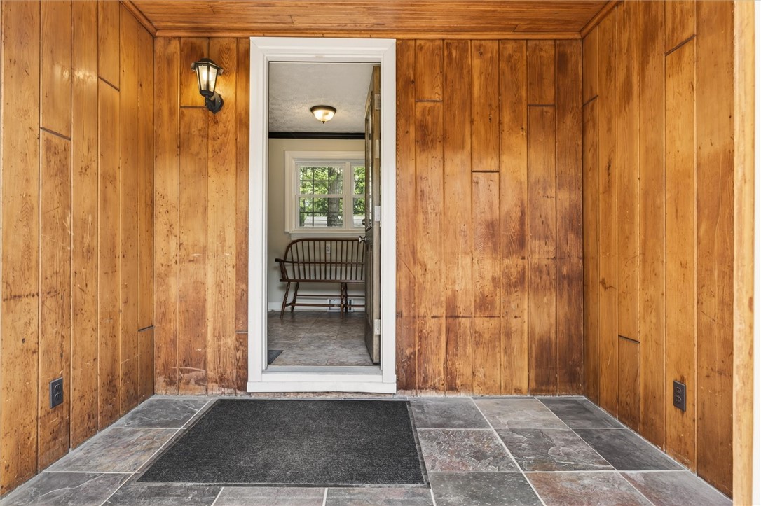 1792 Winton Road North Irondequoit, NY 14609 - Photo 34 of 48