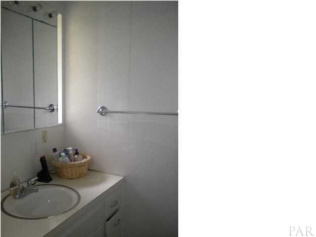 6121 Jasmine Road Pensacola, FL 32504 - Photo 11 of 23 Gallery Image 11