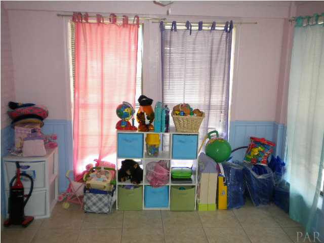 6121 Jasmine Road Pensacola, FL 32504 - Photo 17 of 23 Gallery Image 17
