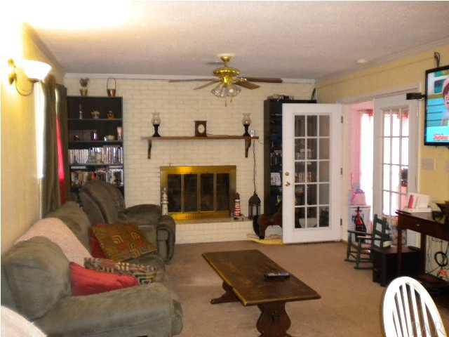 6121 Jasmine Road Pensacola, FL 32504 - Photo 3 of 23 Gallery Image 3