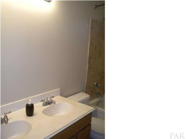 6121 Jasmine Road Pensacola, FL 32504 - Photo 7 of 23 Gallery Image 7