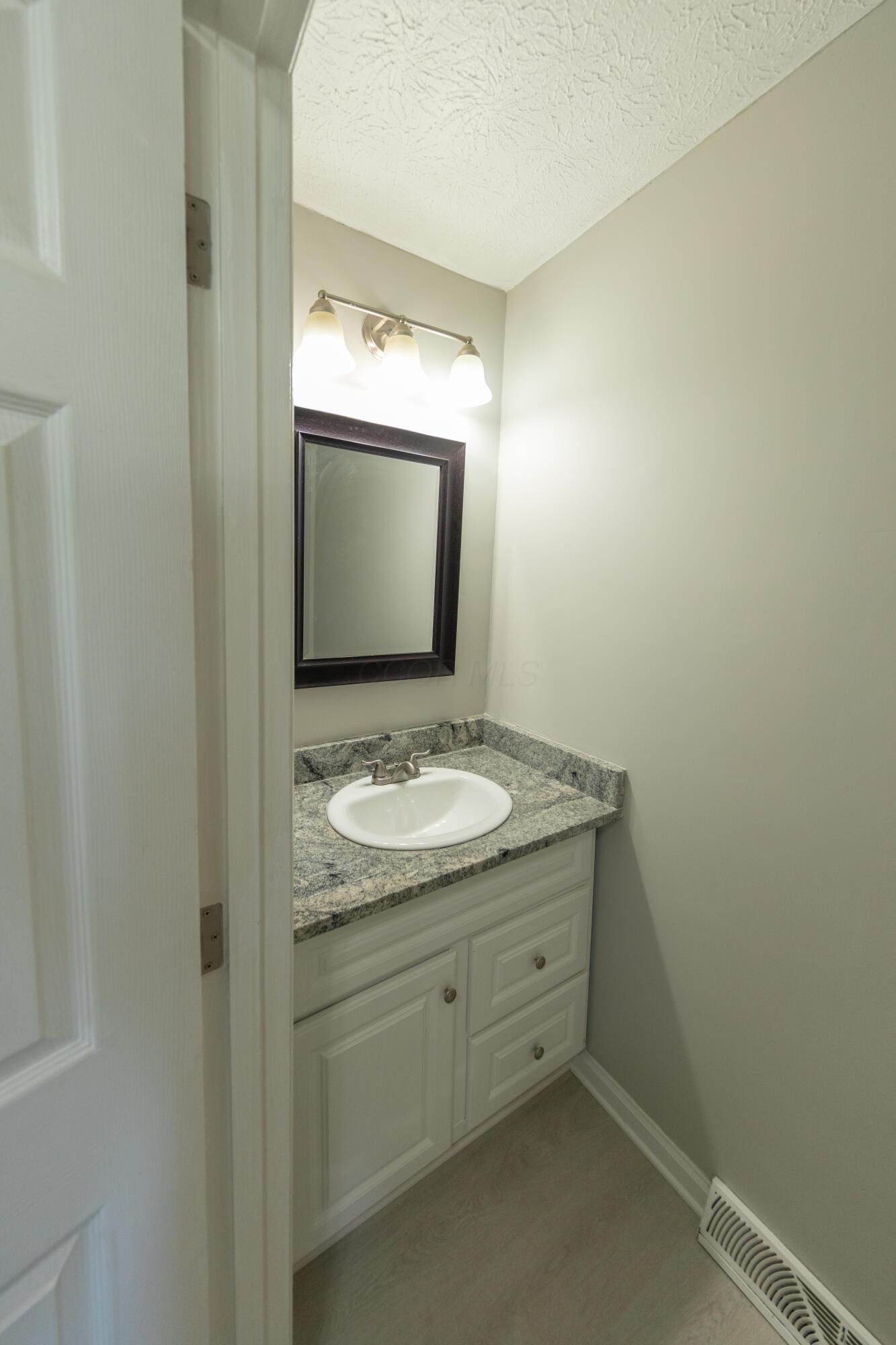 2114 Baldwin Road Reynoldsburg, OH 43068 - Photo 10 of 34 Half bath