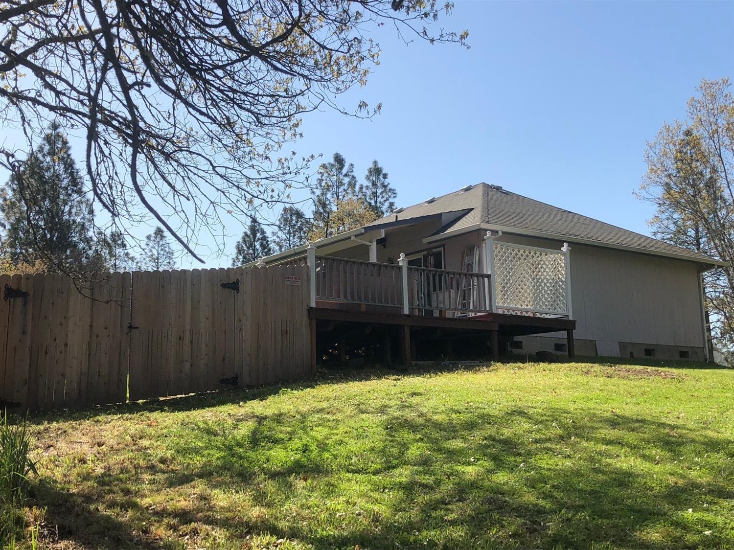 283 West Street Merlin, OR 97532 - Photo 7 of 12 Additional Photo