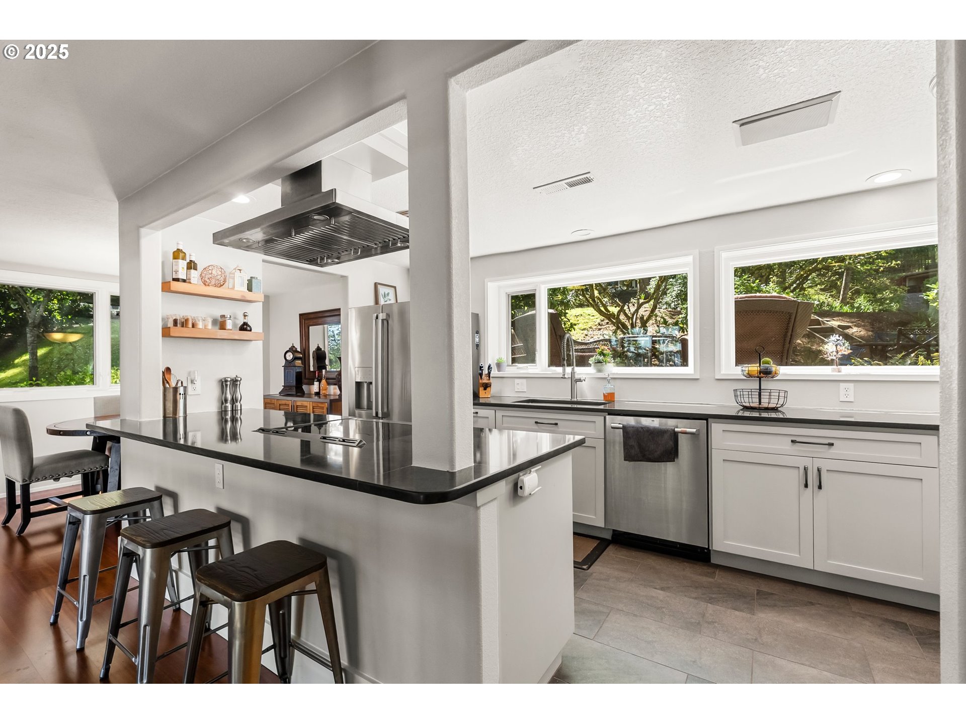 626 Startouch Drive Eugene, OR 97405 - Photo 11 of 44