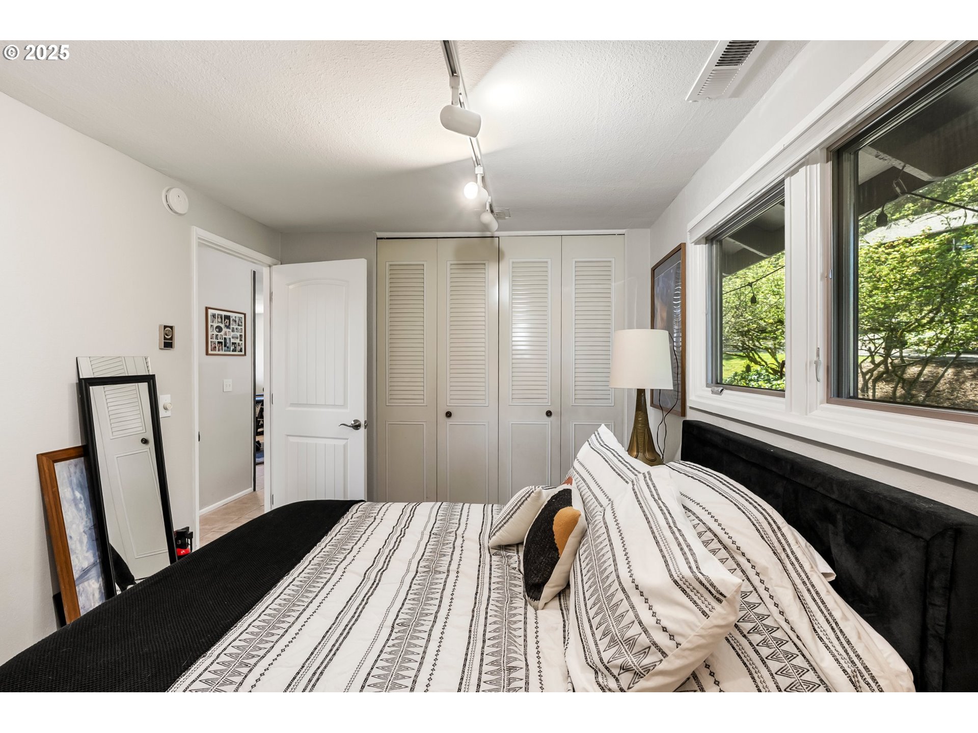 626 Startouch Drive Eugene, OR 97405 - Photo 33 of 44