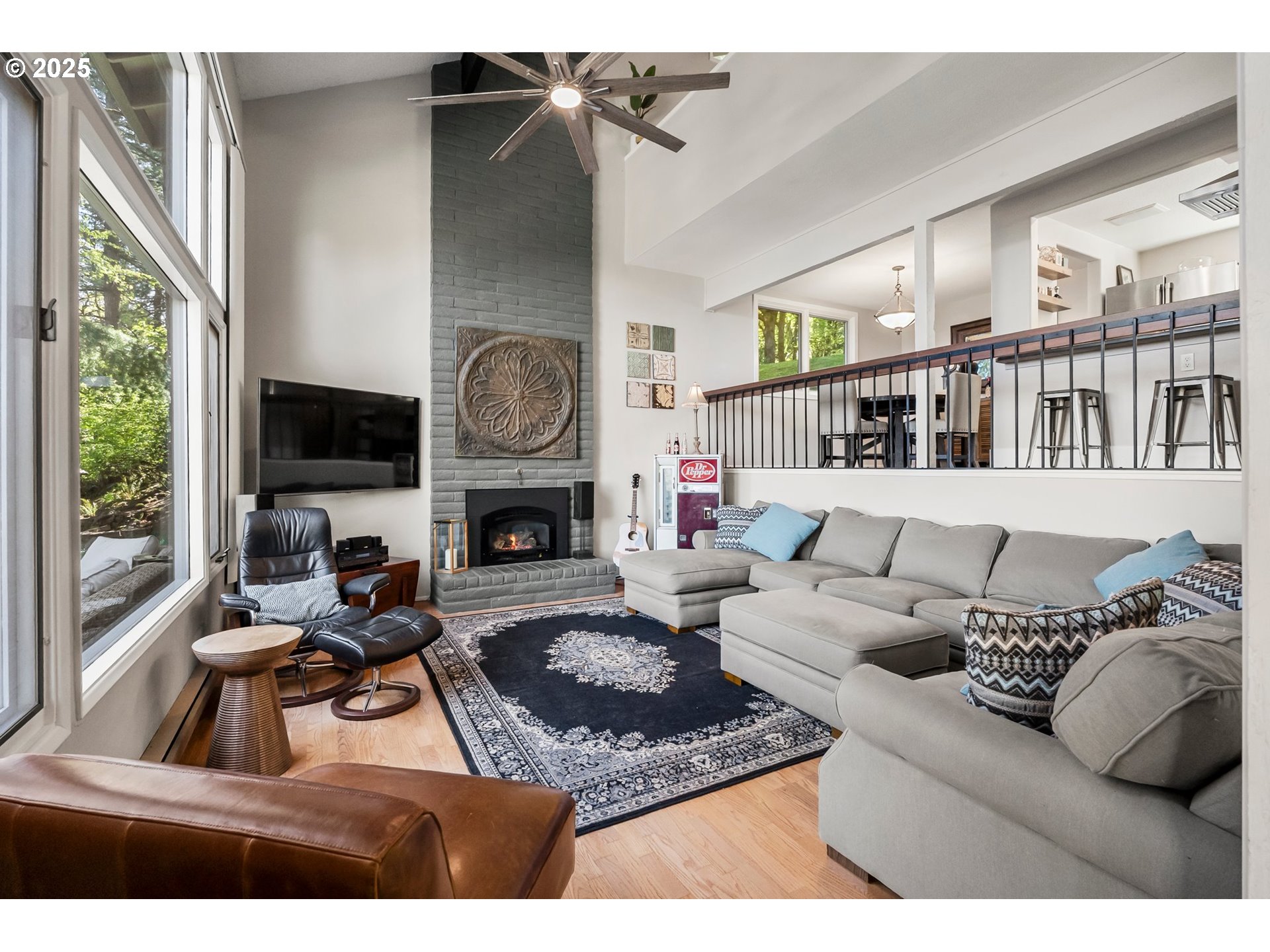 626 Startouch Drive Eugene, OR 97405 - Photo 5 of 44