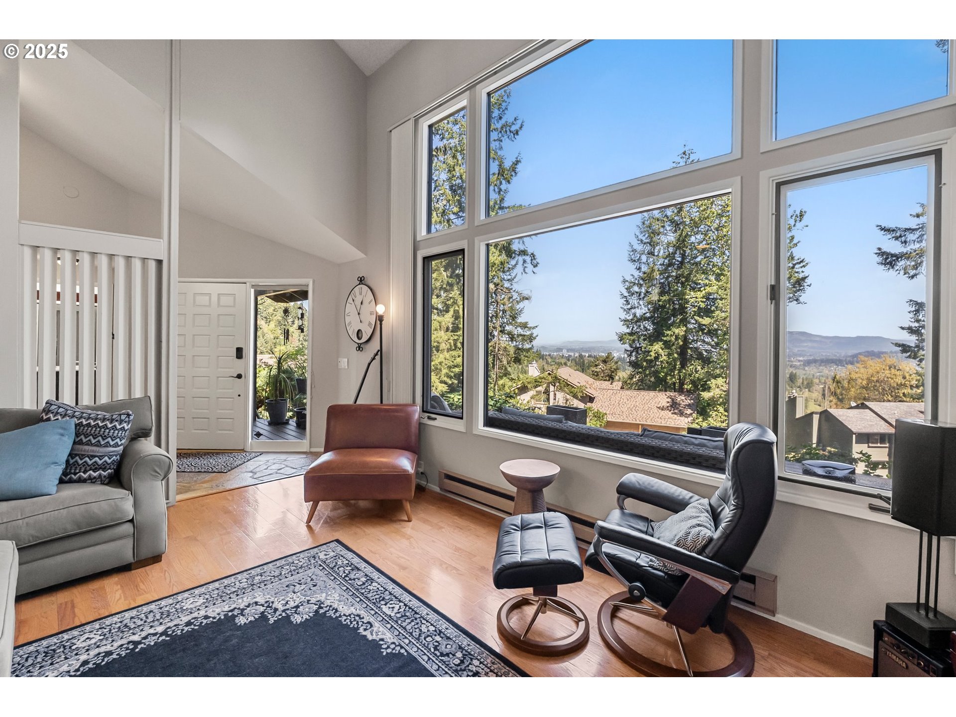 626 Startouch Drive Eugene, OR 97405 - Photo 7 of 44