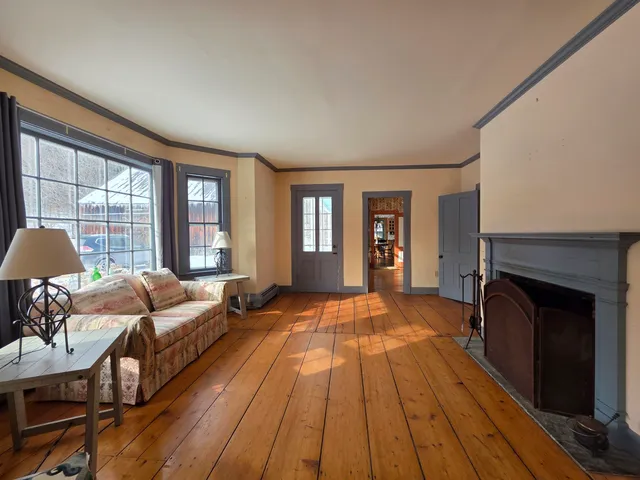 $599,000 | 673 Highway 121, Grafton, VT 05146