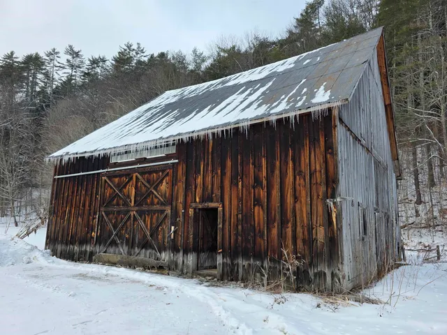 $599,000 | 673 Highway 121, Grafton, VT 05146
