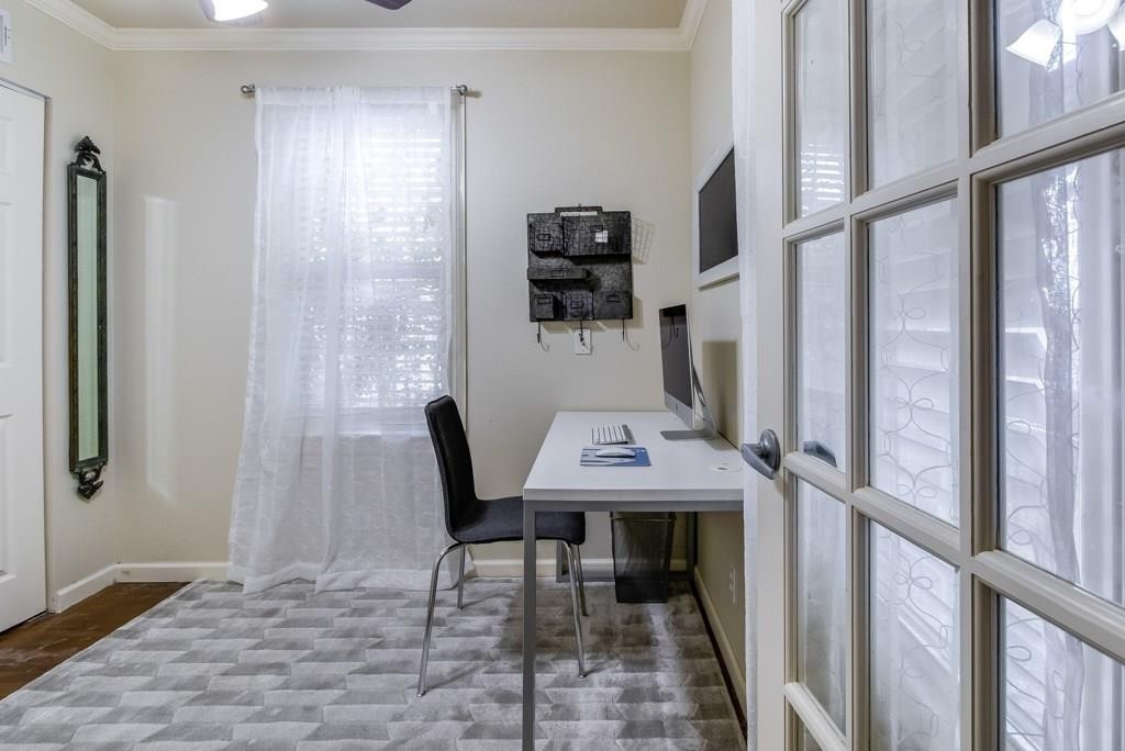 2404 Thornton Road, Unit A Austin, TX 78704 - Photo 19 of 31 a workspace with furniture and window