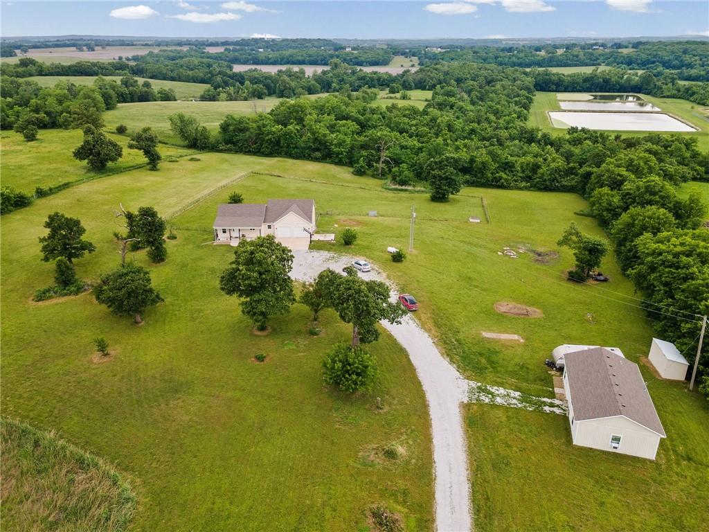 20128 Linwood Road Linwood, KS 66052 - Photo 35 of 43