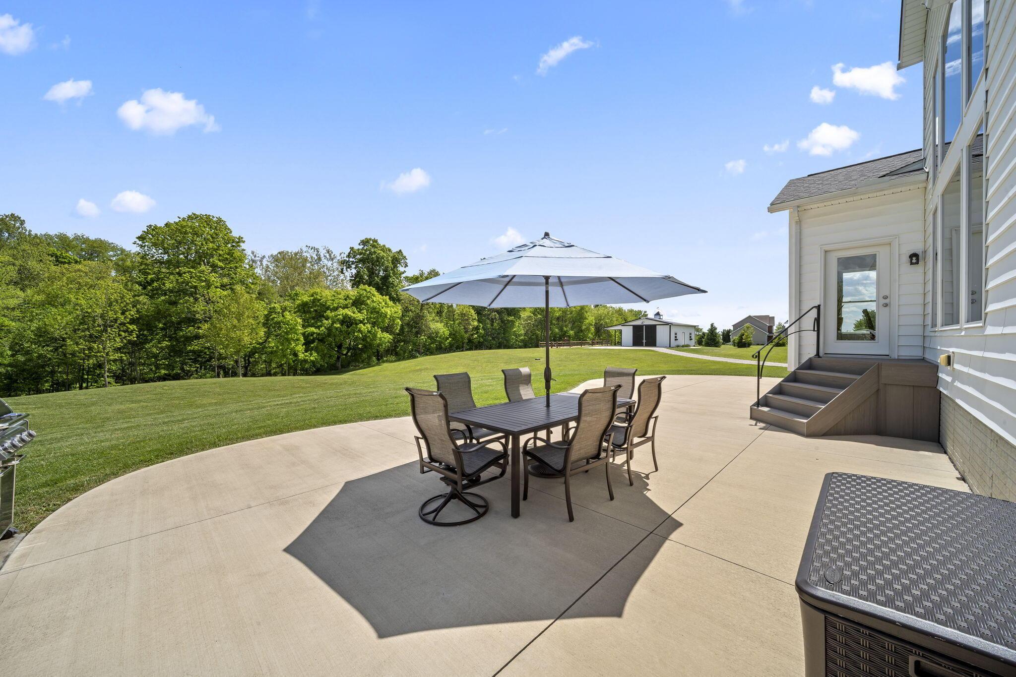 21746 Winstead Road Circleville, OH 43113 - Photo 76 of 99 patio off kitchen and GR