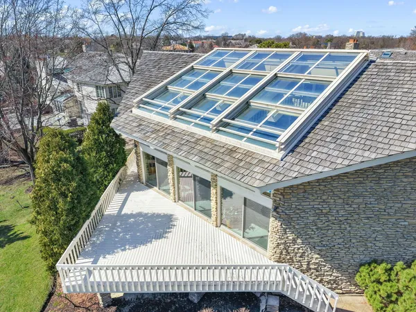 $3,580,000 | 1916 Midwest Club Parkway, Oak Brook, IL 60523